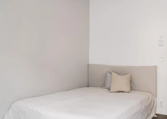 דירה Minimal In Design District *